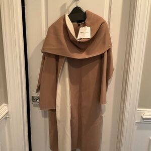 THEORY Scarf Coat Double-Face Soft Wool-Cashmere Felt in Camel/Ivory